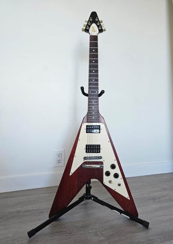 Gibson Flying V ‘67 Reissue 2004 - Faded cherry