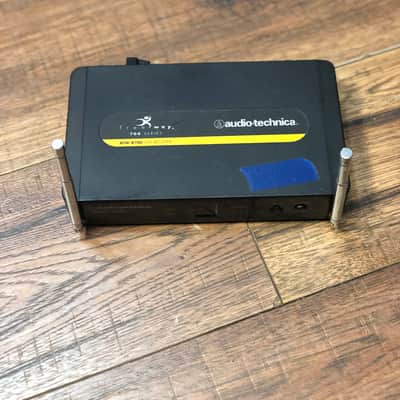 Audio-Technica ATW-R700 Series UHF Receiver (RM-45) image 1