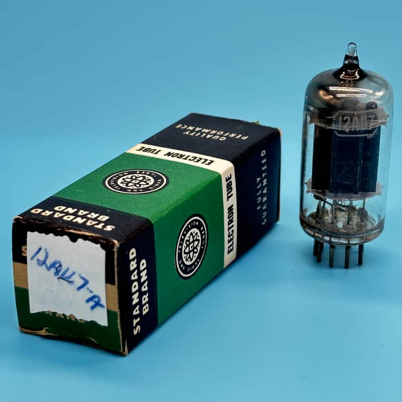 1950s RCA 12AU7 ECC82 Vintage USA Black Plate D Getter Preamp Tube! T310 image 1
