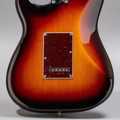 Fender American Professional II Stratocaster HSS 2023, Sunburst image 5