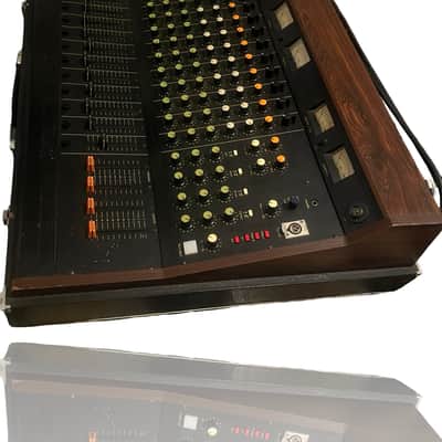 1970's Yamaha PM-700 12-Channel Analog Mixer Bild 4