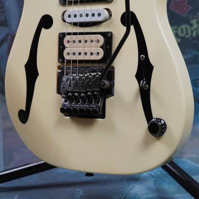Ibanez PGM30 Paul Gilbert Signature Model 1996 White MIJ FujiGen image 4