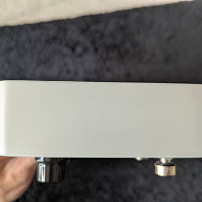 TC Electronic Plethora X5 TonePrint Multi-Effects Pedalboard 2020 - Present - White image 5