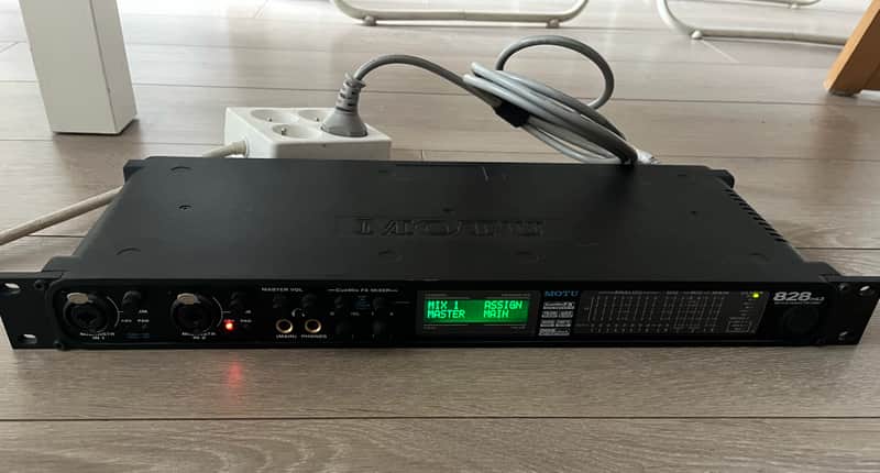 MOTU 828mk3 Hybrid Firewire / USB Audio Interface 2010 - Present - Black image 1
