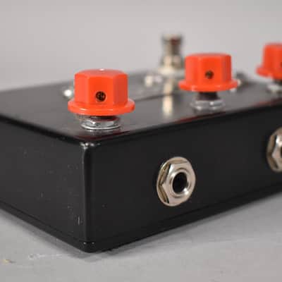 Acorn Circuit Fuzz Pedal image 3