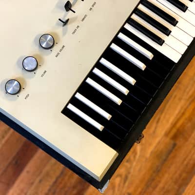 Vintage YAMAHA YC-20 Combo Organ - Rare Ivory | Reverb