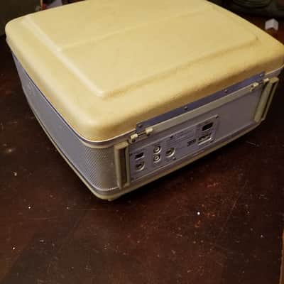 Revere T-2200-C EL84 8 Watt Mono Tube Amp, alnico speaker, and cabinet: Stereo Companion 1961 - Beige plastic and silver image 6
