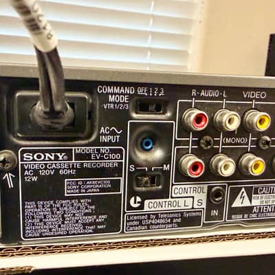 Sony EV-C100 Video Cassette Recorder Hi8 Video8 Hi-Fi Stereo w/ 2 RCA Cables; Tested SEE VIDEOS image 7