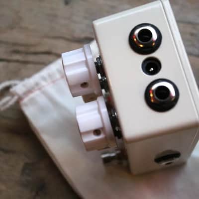 EARTHQUACKER DEVICES "Gary" (Fuzz/Overdrive) image 5