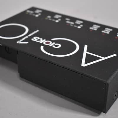 CIOKS AC10 Pedal Power Supply w/Box image 5
