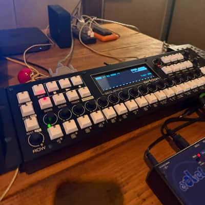 Sequentix Cirklon V2 + CVIO + Breakout Box & Cable - Like New imagen 14