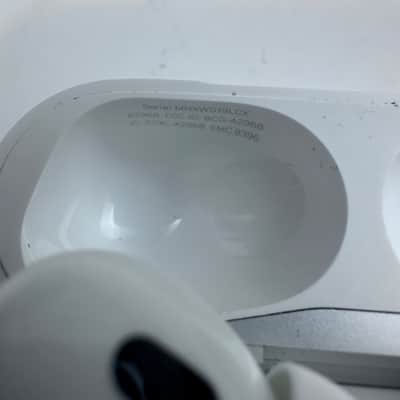 Apple AirPods Pro (2nd Gen) with MagSafe Charging Case (USB-C) Wireless Earbuds image 10