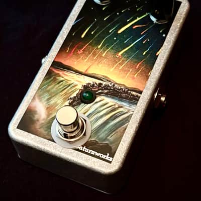 Saturnworks Passive Tone + Volume Control Pedal with a True Bypass Footswitch Switch - Handcrafted in California