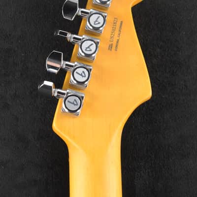 Fender American Ultra II Stratocaster Left-Hand Texas Tea Ebony Fingerboard image 6