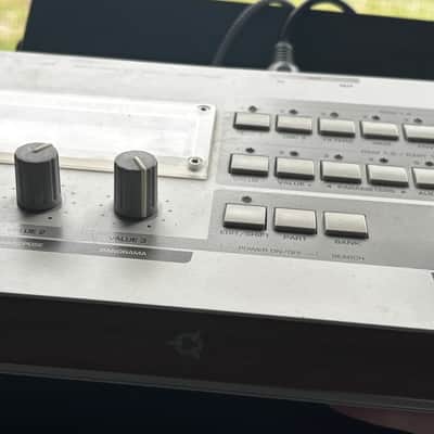 Access Virus TI Snow Desktop Digital Synthesizer 2008 - White image 3