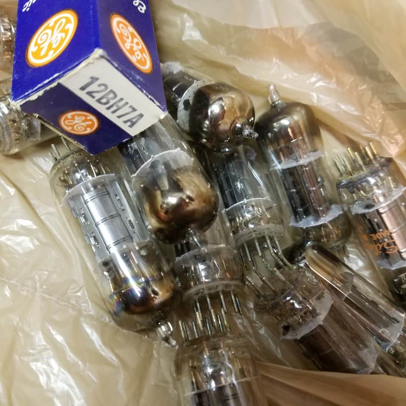Sylvania ONE (1) 12BH7A AT1000 TESTED Vacuum Tube black plate 12BH7 dual triode 1950-1959 image 1