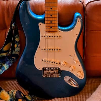RARE Gloss Finish - Fender American Performer Stratocaster 2019 - Limited Edition image 9