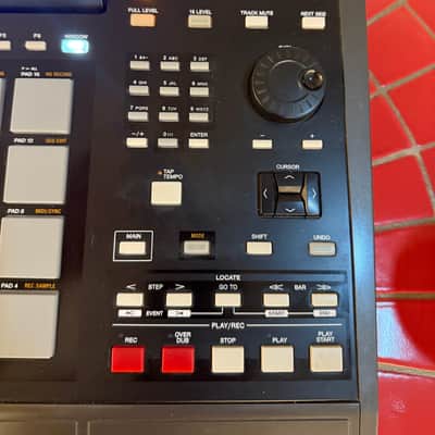 Akai MPC5000 - W/  DVD-CD Drive Excellent Condition! image 9