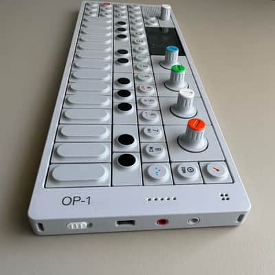 Teenage Engineering OP-1 Portable Synthesizer Workstation 2011 - Present - White image 5