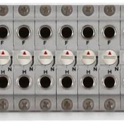 Switchcraft Studio Patch 6425 64-point TT - DB25 Patchbay image 1