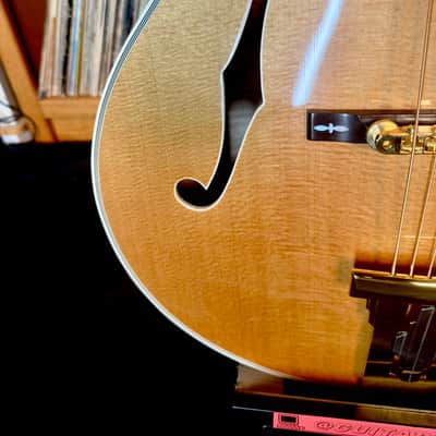 1997 Custom Shop Gibson L5-cn • Natural • Archtop • Flamed Back & Sides image 7