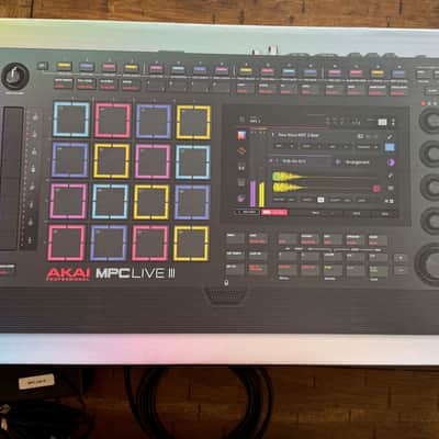 Akai MPC Live III Standalone Sampler / Sequencer 2025 - Present - Black image 2