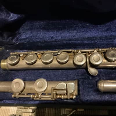 Armstrong 104 Student Model Closed-Hole Flute with C Foot, Offset G 2010s - Silver-Plated image 4