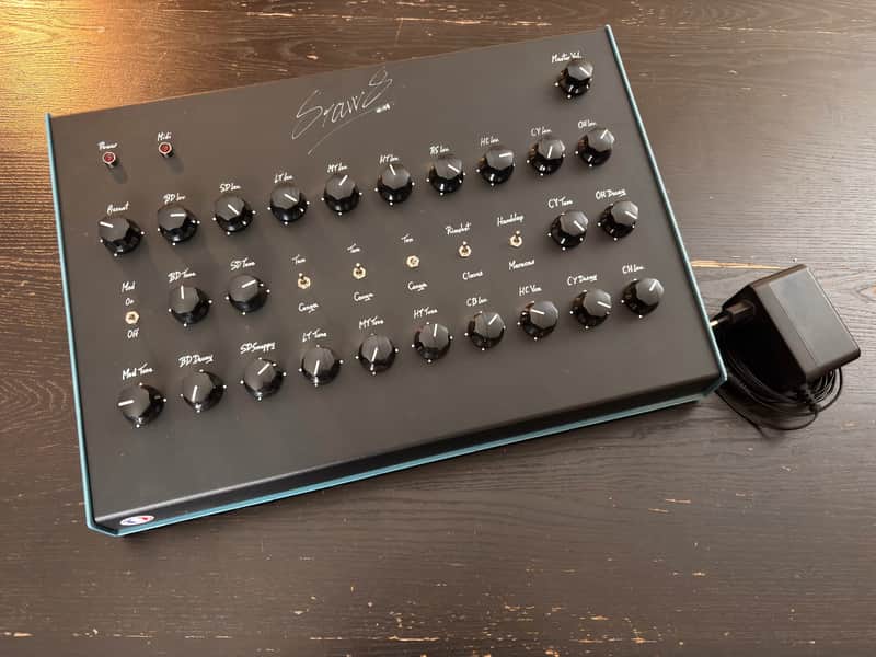 8RAW8 - TR-808 clone image 1