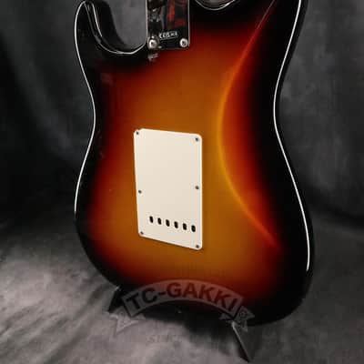 Fender USA 2024 American Vintage II 61 Stratocaster image 8