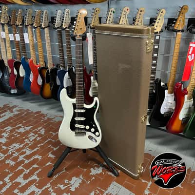 Fender   Custom Shop 62 Stratocaster Relic Antique Olympic White image 4