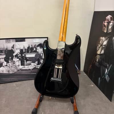 Fender Stratocaster  - EMG Mod image 4