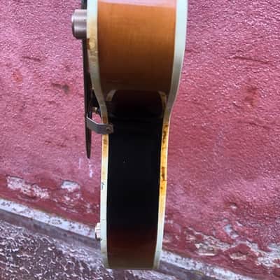 Gretsch Country Club - Vintage 1967 - Sunburst image 11