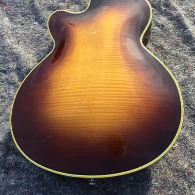 Hofner President 1960 Violin Sunburst image 10