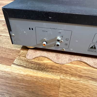 Rare Marantz CD-3577 Single Disc CD Player Vintage Century Collection image 14