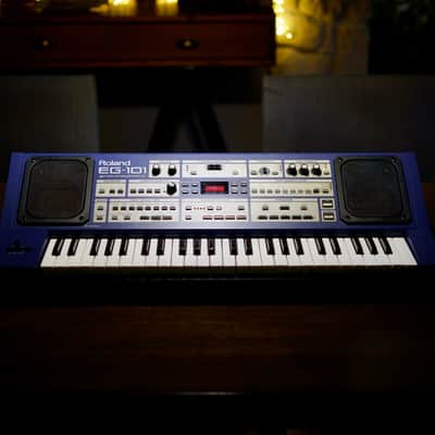 Roland EG-101 (1999) - rare techno groovebox with built in speakers image 9