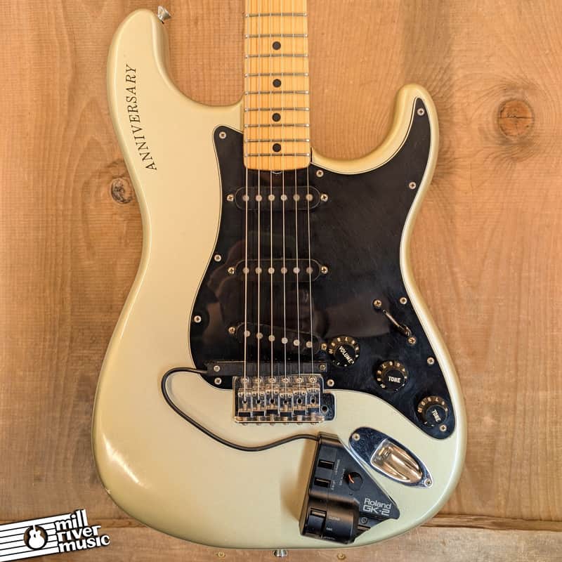 Fender Stratocaster 25th Anniversary – Used – Silver – with Roland GK-2 Pickup and Hardshell Case image 1