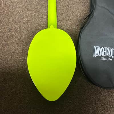 Mahalo Neon Green Alien Soprano Ukulele MC1ALngn Local Pickup Only image 5