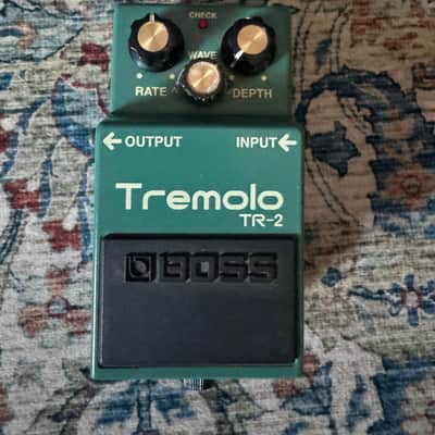 Boss TR-2 Tremolo (Silver Label) 1997 - Present - Green image 7