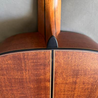 Lowden O-50 Jumbo Master Grade Cuban Mahogany & Adirondack top - Satin image 6
