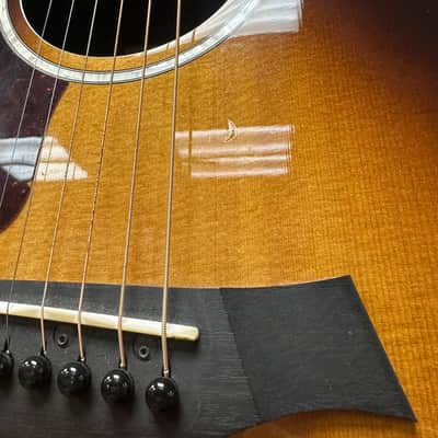Taylor 214ce-SB DLX Left-Handed Sunburst with hardcase image 11