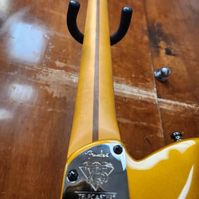 Fender 75th Anniversary American Ultra II Telecaster Liquid Gold with Roadrunner Hardshell Case image 8
