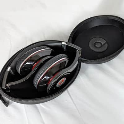 Monster Beats by Dr. Dre Studio High-Definition Isolation Headphones image 7