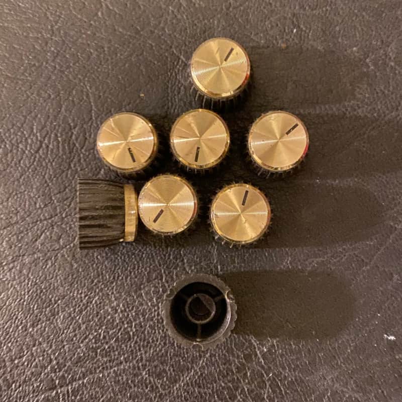 Set of x8 Marshall Push on amplifier control knobs  1990’s Gold image 1