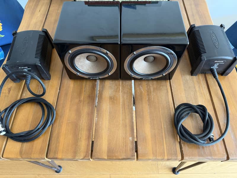Avantone Pro Active MixCubes (Pair) 2011 - Present - Black image 1