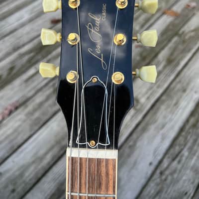 Gibson Les Paul "Black Beauty" 2003 Classic - Ebony with Gold Hardware and Bigsby Tremolo image 3