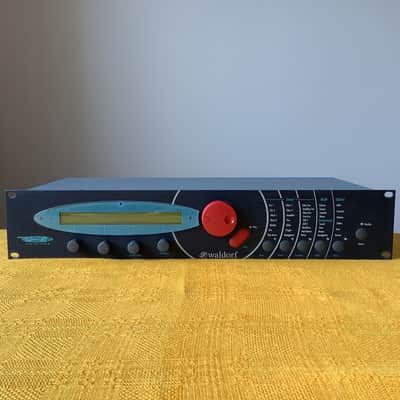 Waldorf Microwave II Rackmount Wavetable Synthesizer 1997 - Black