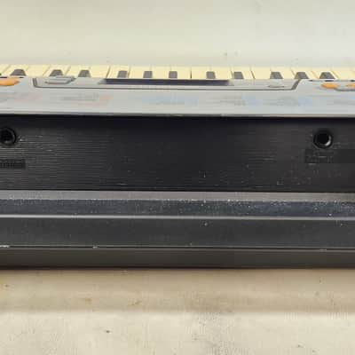 Yamaha PSR-175 Early 2000s image 7