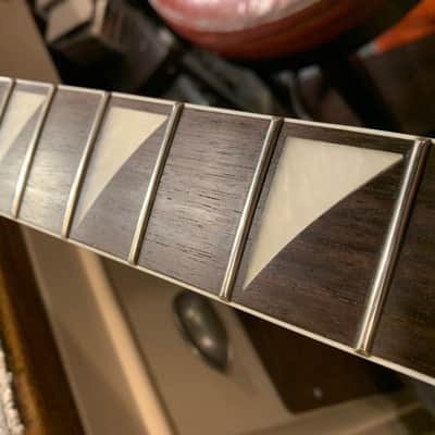 Jackson JS Series Rhoads RRV Black with White Bevels 6 String Thru image 6