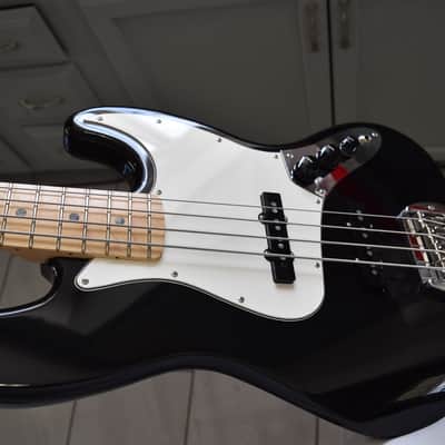 G&L JB bass, 2021, Gloss black, USA Fullerton Deluxe, HSC & paperwork image 11