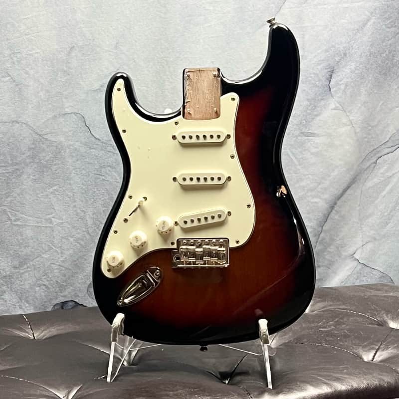 Squier Classic Vibe Loaded Left-Handed 60s Stratocaster Body Sunburst image 1